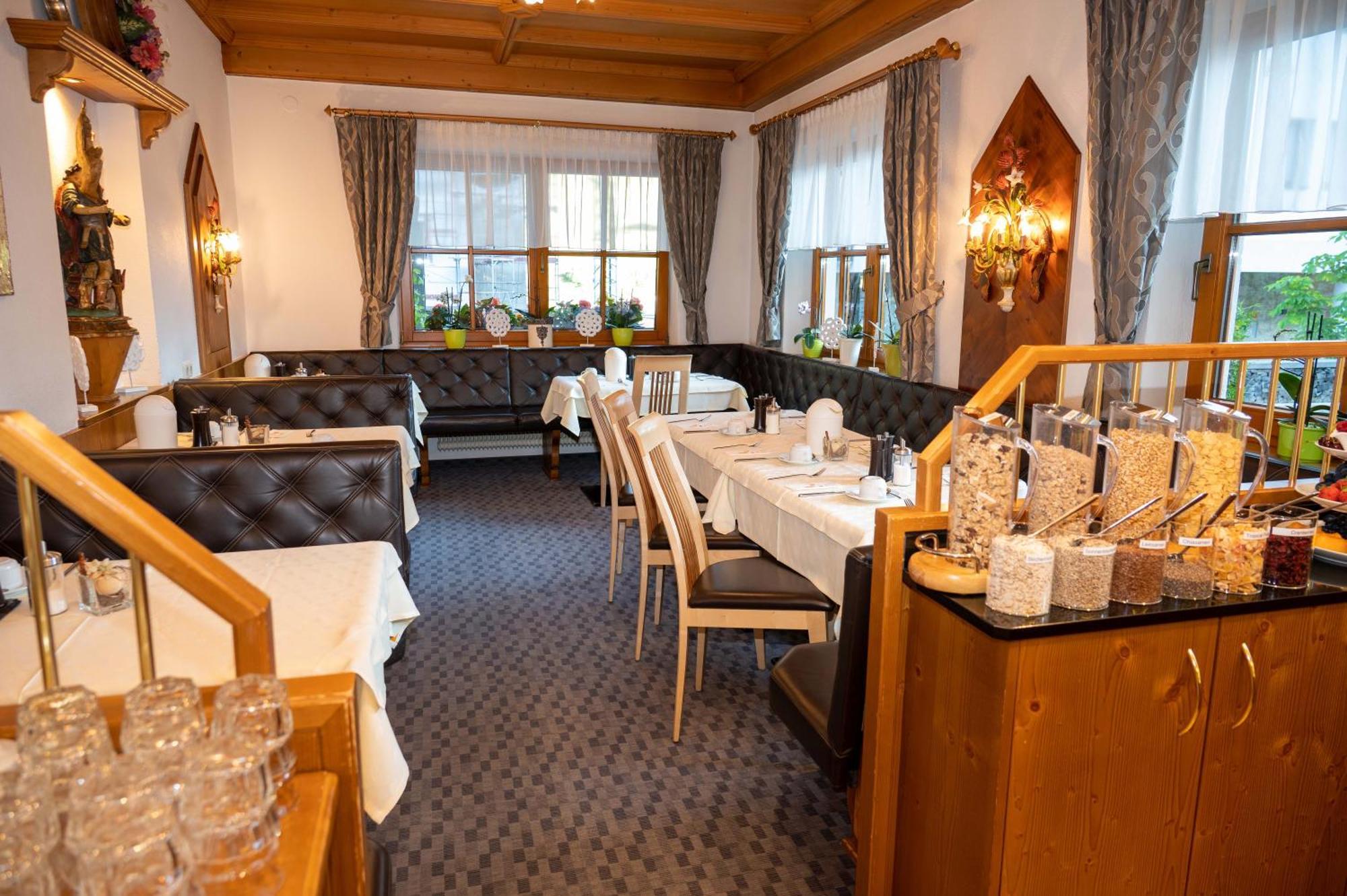 Hotel Eggerstüberl Ischgl Exterior foto